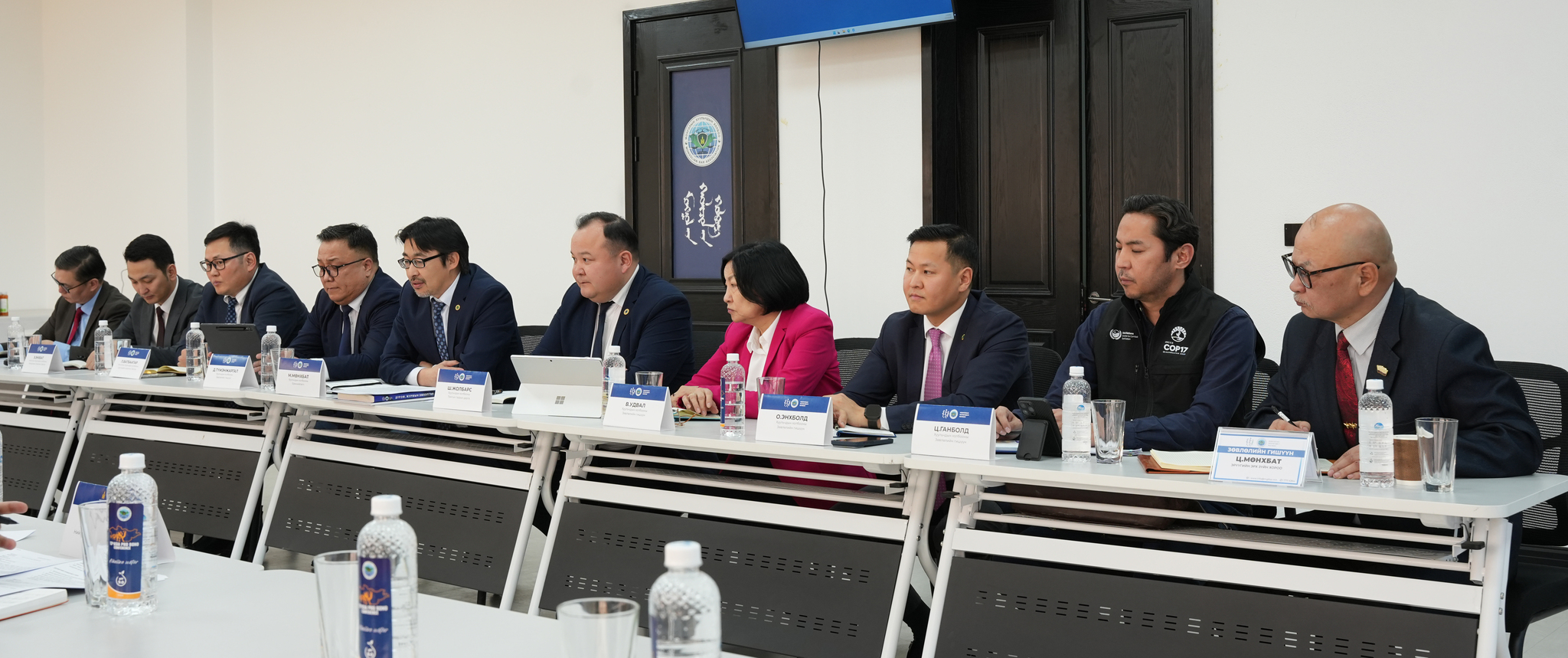 ХУУЛЬ ЗҮЙ, ДОТООД ХЭРГИЙН САЙД С.АМАРСАЙХАН МОНГОЛЫН ХУУЛЬЧДЫН ХОЛБООНЫ УДИРДЛАГУУДТАЙ УУЛЗЛАА